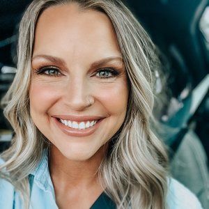 Meet your Posher, Lacy